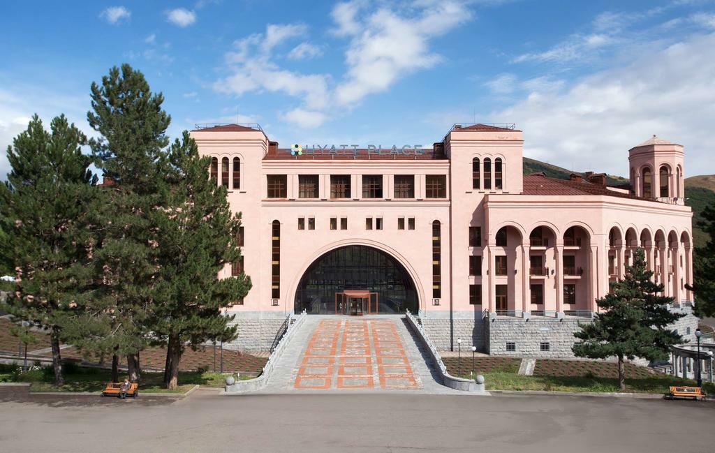 Grand Resort Jermuk Exteriör bild